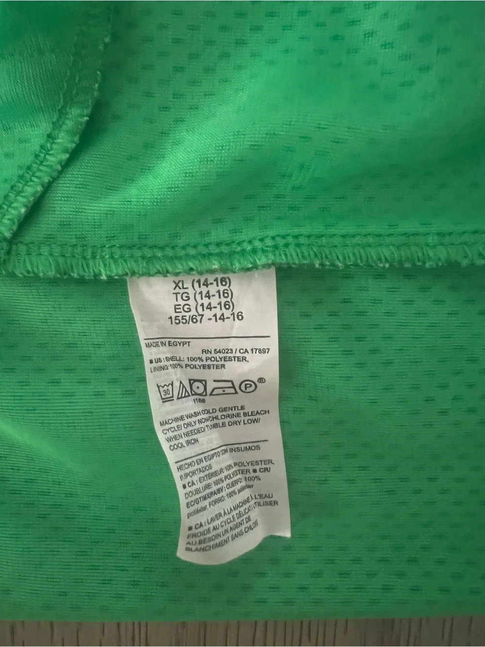 Old Navy boys Bright Green Mesh Athletic Shorts